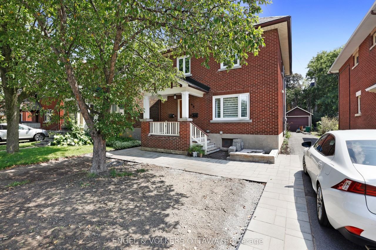 98 Renfrew Ave - Photo 3 of 29