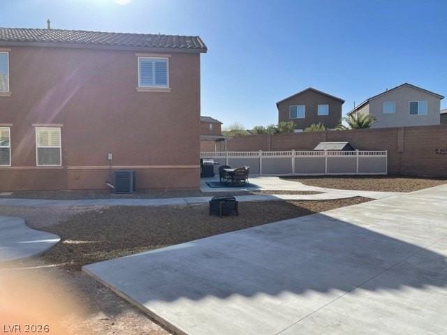 1053 Cactus Rock St - Photo 3 of 4