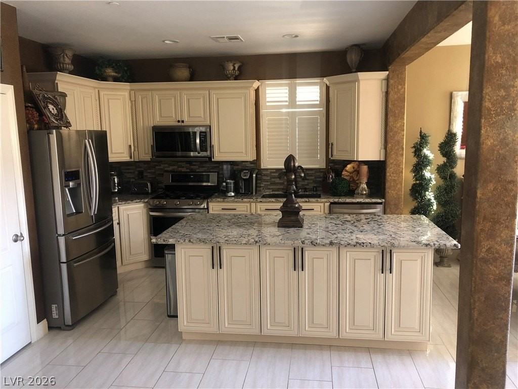 1053 Cactus Rock St - Photo 4 of 4