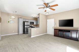 2291 W Horizon Ridge Pkwy #13175 - Photo 1 of 1
