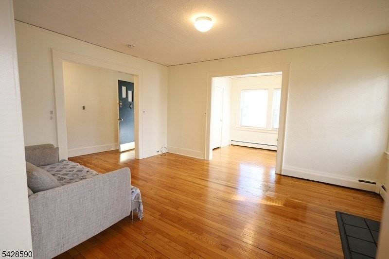 15 Edgar St #2A - Photo 3 of 15