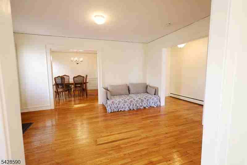 15 Edgar St #2A - Photo 6 of 15
