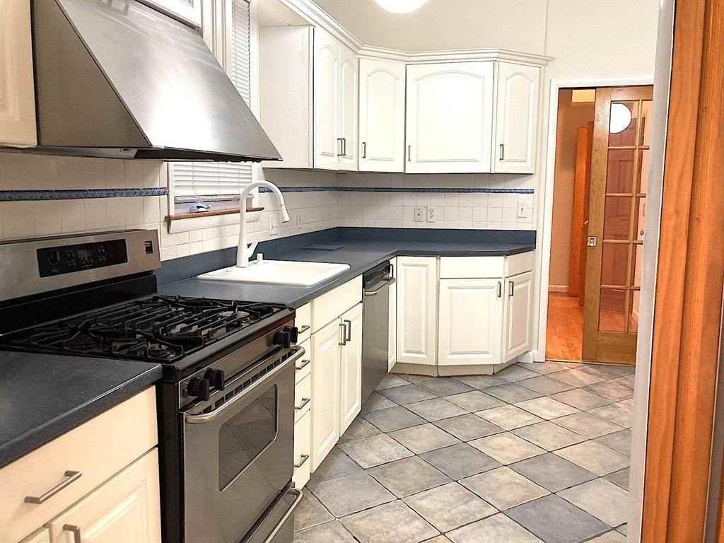 284 Magnolia Ave #1 - Photo 7 of 22