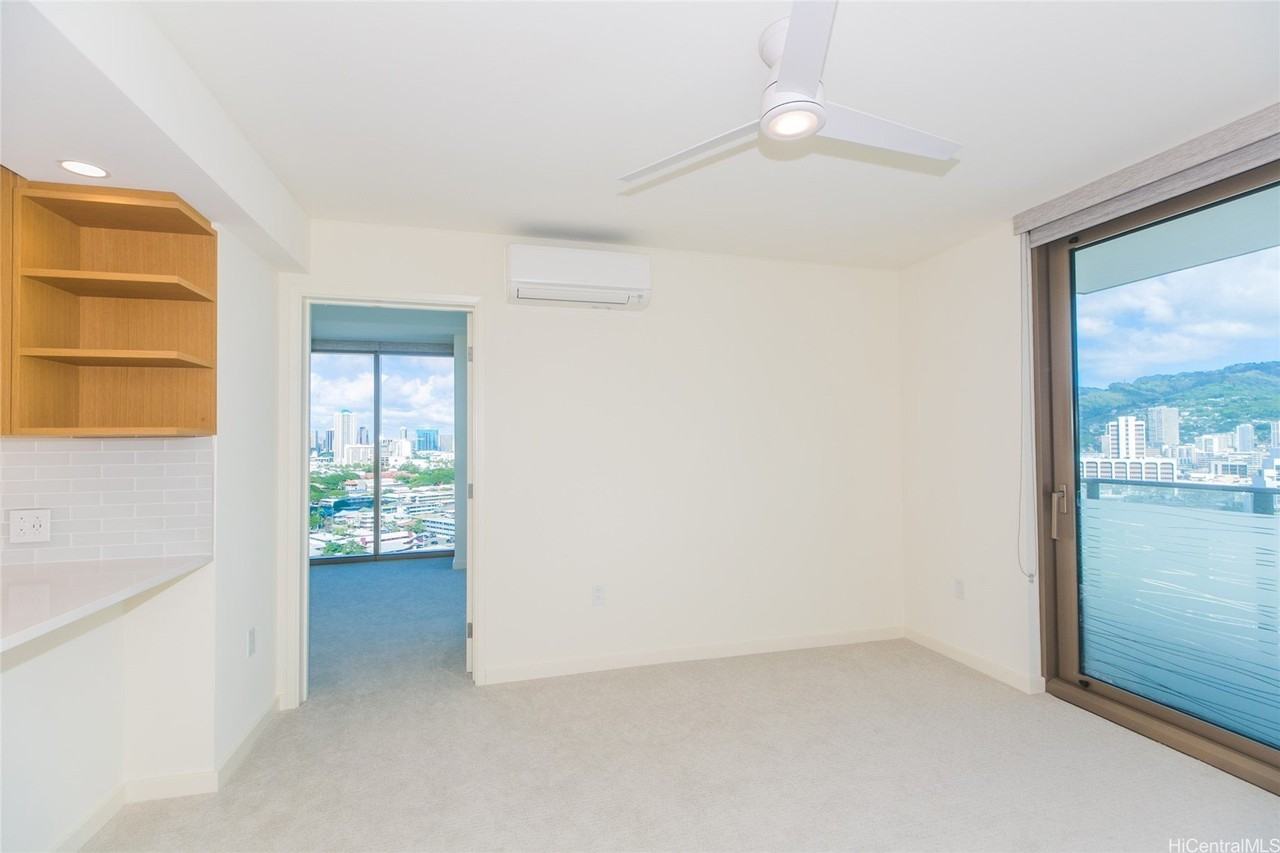 1388 Kapiolani Blvd #1611 - Photo 5 of 16