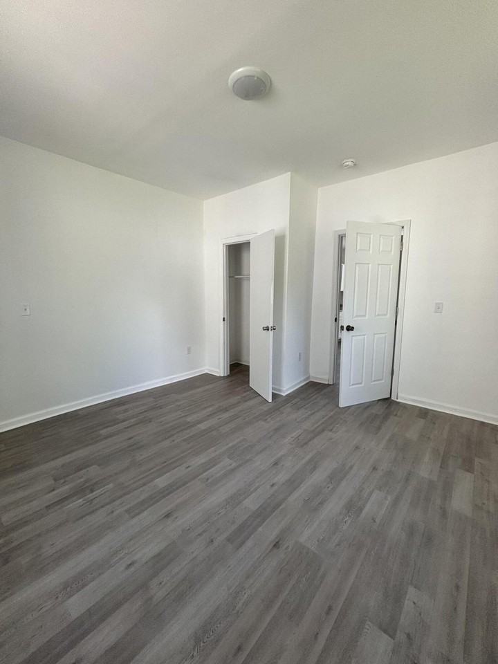1744 Hicks St - Photo 7 of 18