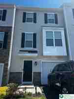 featured image of 7511 Clayton Ave