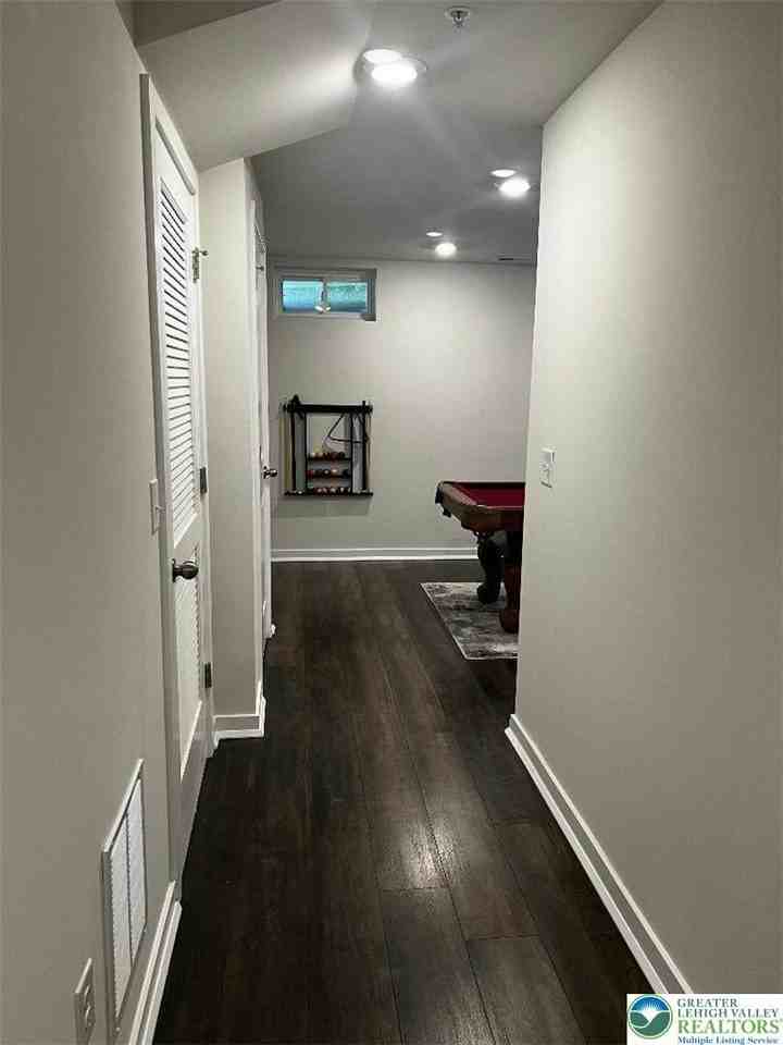 7511 Clayton Ave - Photo 3 of 22