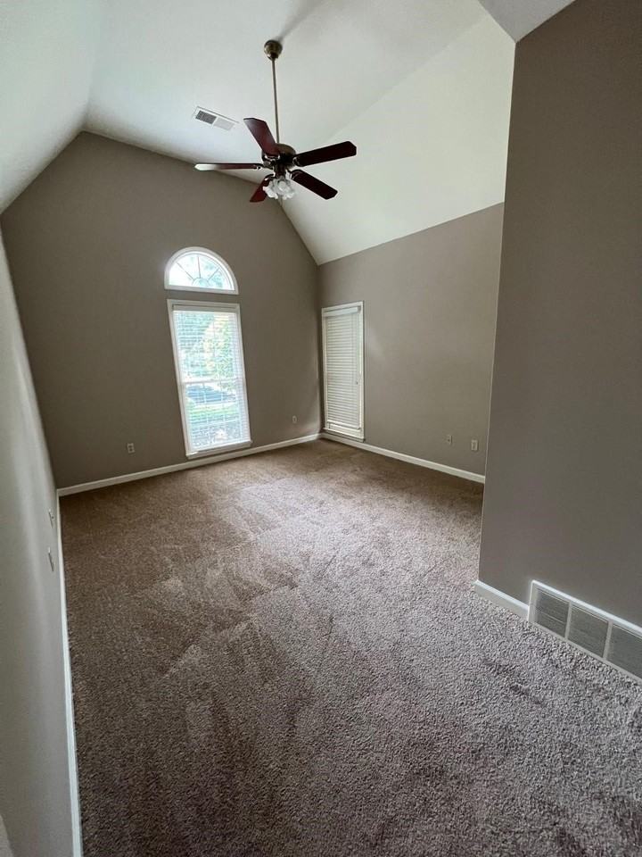 1676 Von Hall Dr - Photo 6 of 10