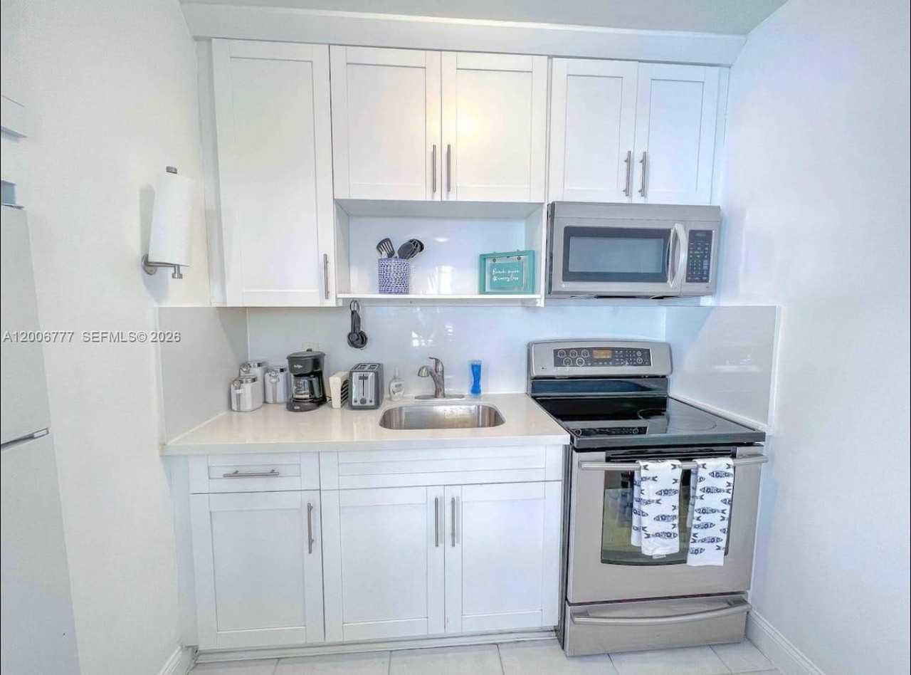 326 Wilson St #205 - Photo 2 of 11