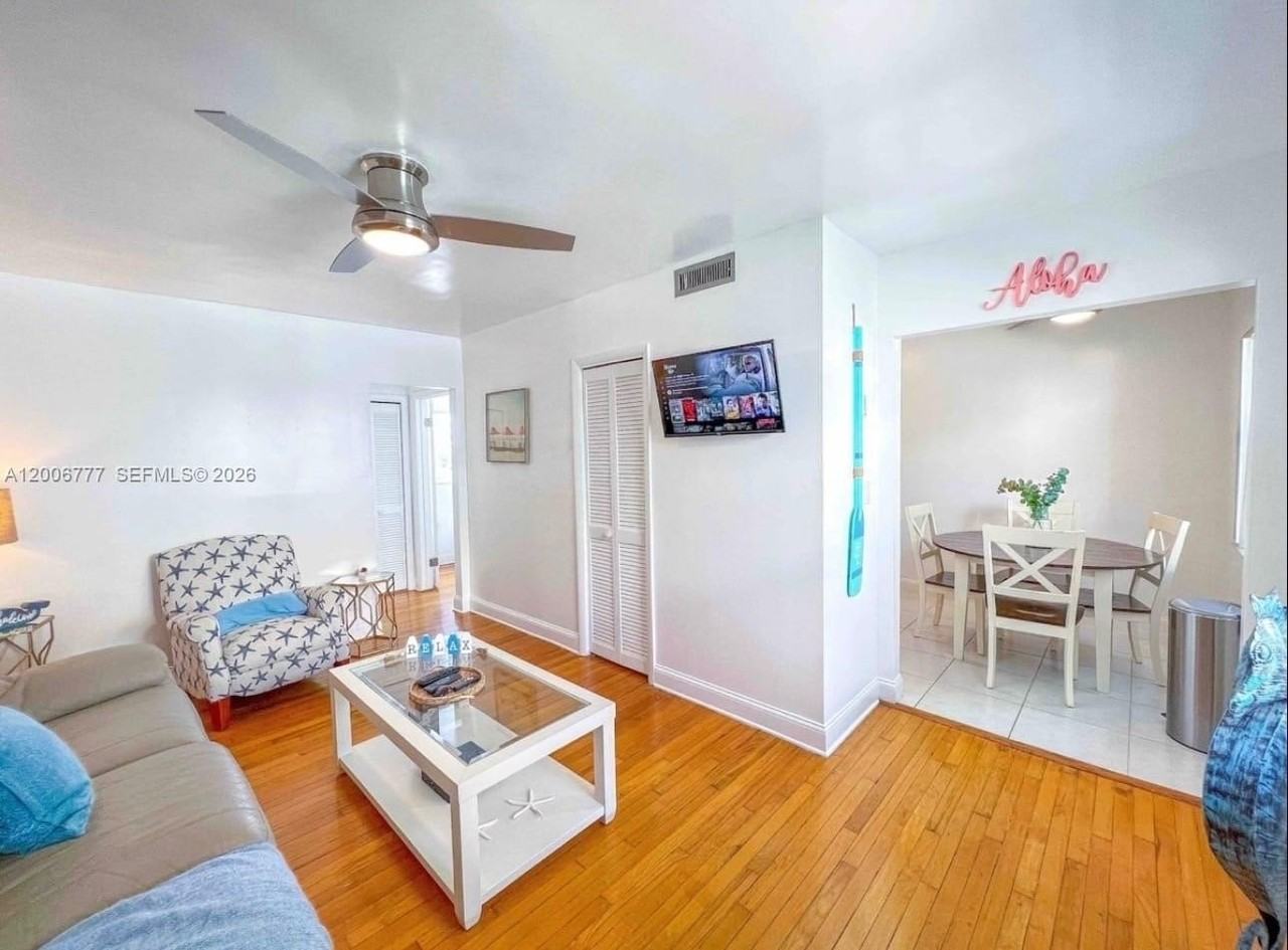 326 Wilson St #205 - Photo 4 of 11