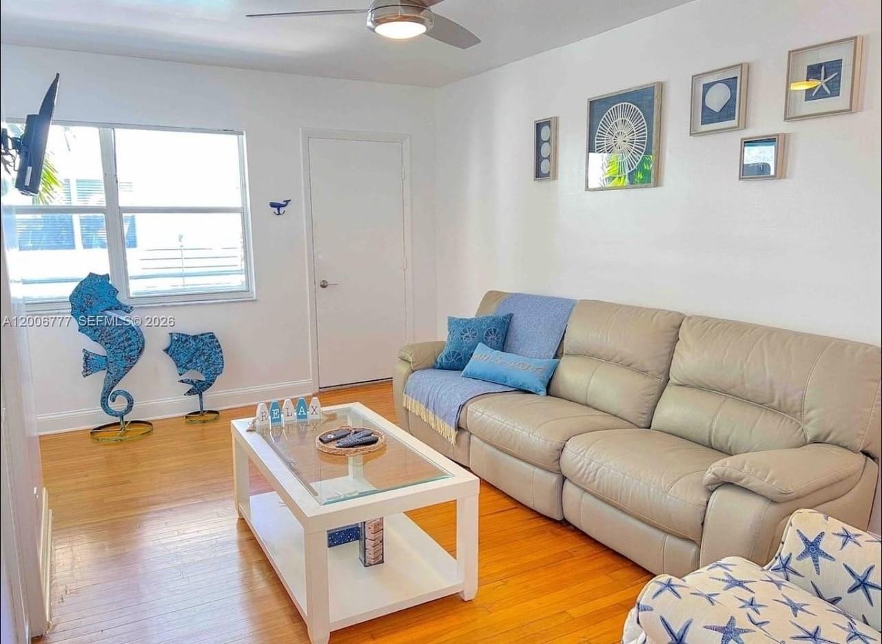 326 Wilson St #205 - Photo 7 of 11