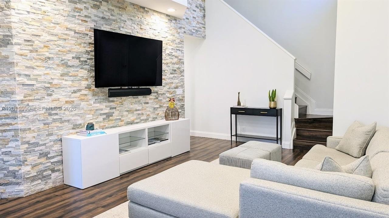 1181 Sw 158th Ave #1181 - Photo 7 of 50