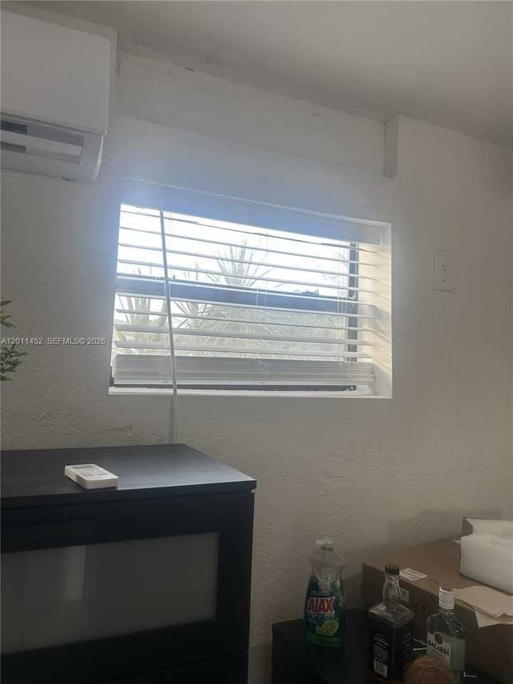 1170 Plover Ave #1 - Photo 4 of 8