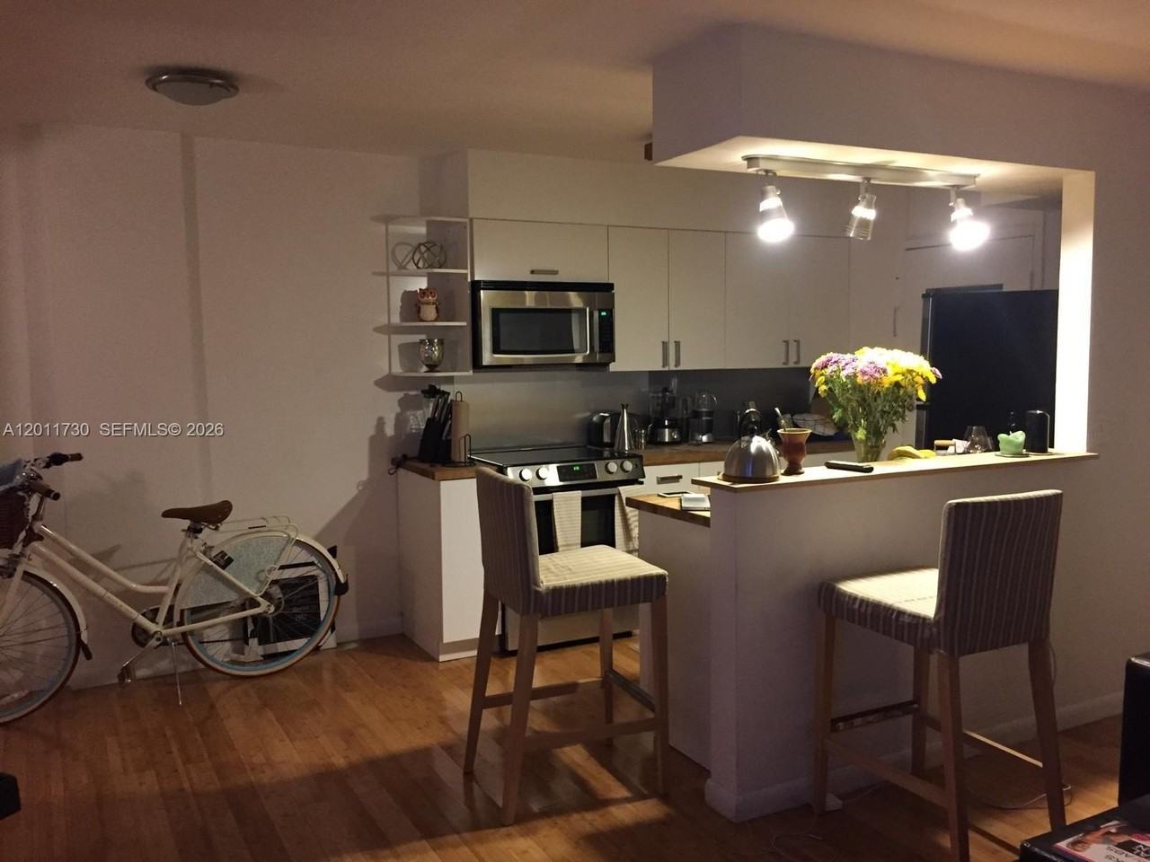 949 Pennsylvania Ave #309 - Photo 2 of 8
