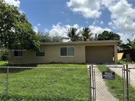 5720 Sw 36th Ct - Photo 1 of 1