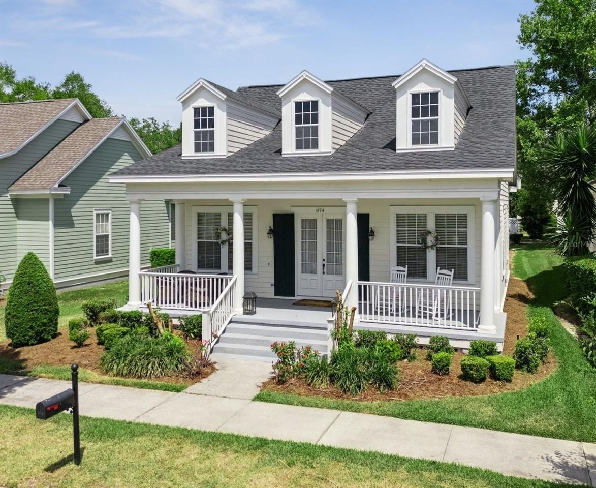 874 Spring Park Loop - Photo 4 of 48