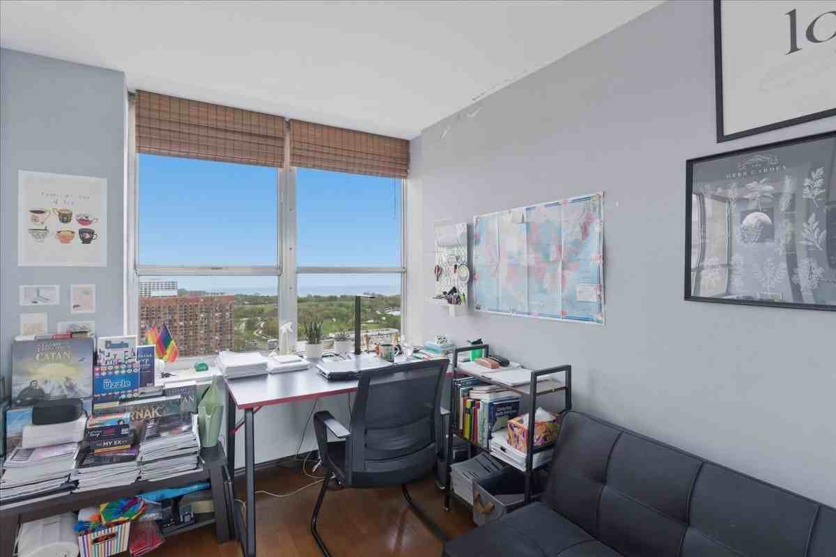 655W W Irving Park Rd #3106 - Photo 5 of 8