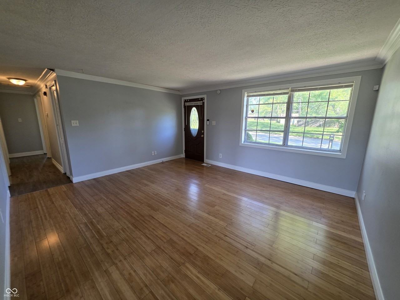 10359 Chris Dr - Photo 5 of 22