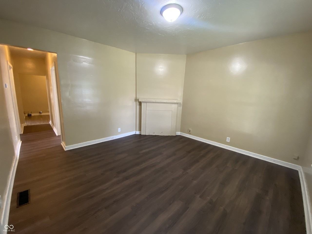 331 S Oxford St - Photo 4 of 20