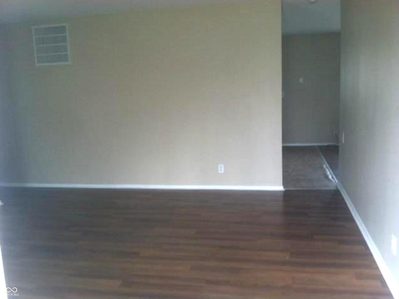 7526 Ruskin Pl - Photo 3 of 10