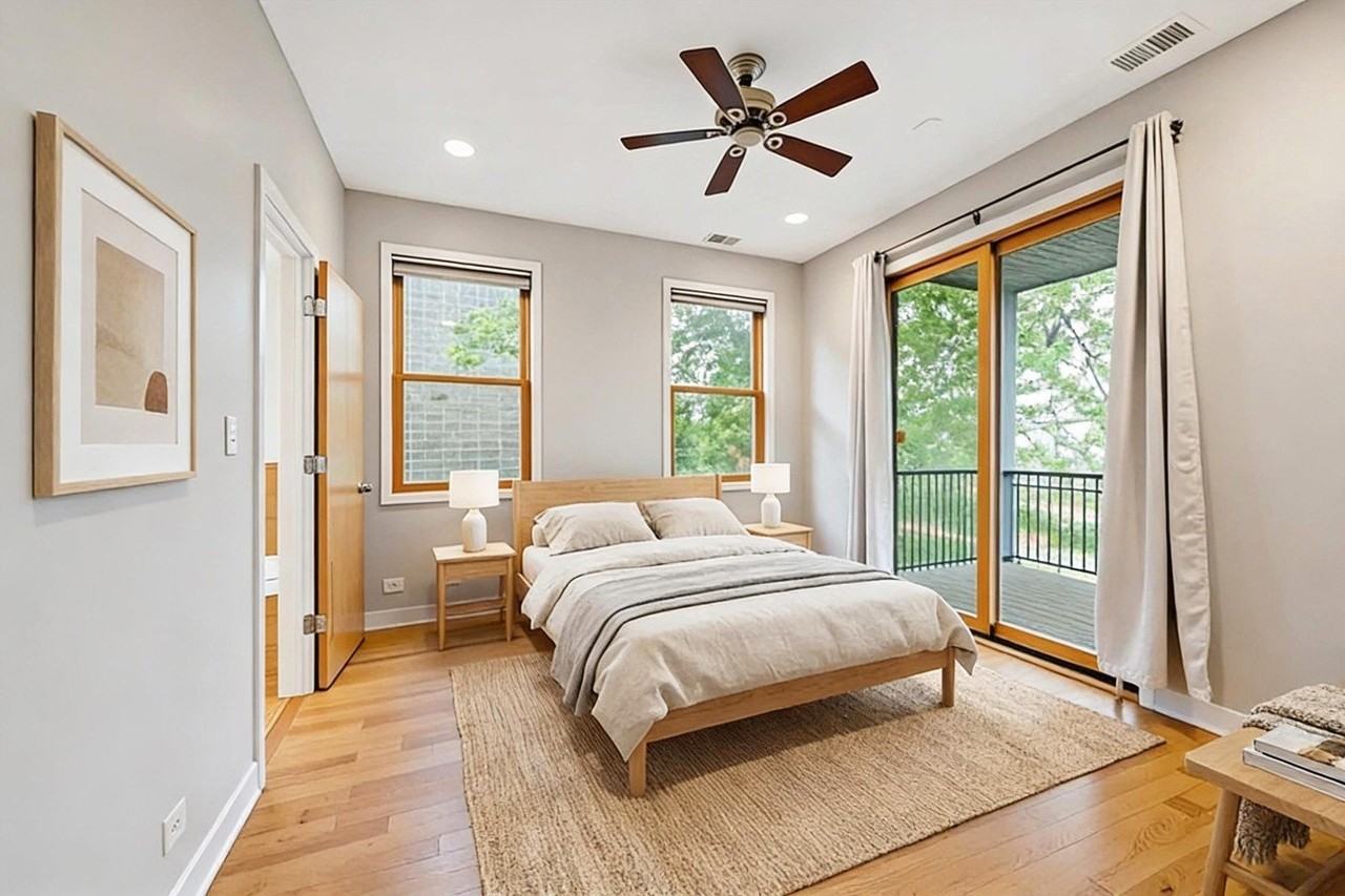 1855 W Armitage Ave #2 - Photo 4 of 16
