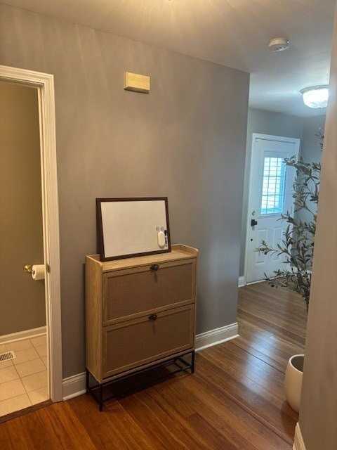 3215 Renard Ln - Photo 3 of 21