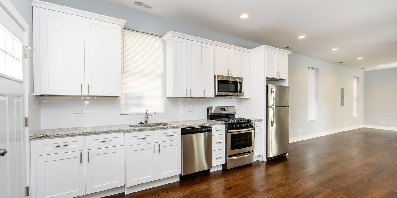 2163 N Bell Ave #CH2 - Photo 3 of 20
