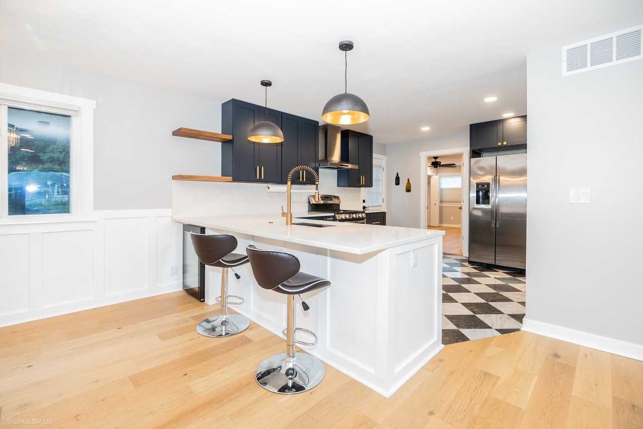 339 Lincoln Ave - Photo 4 of 32