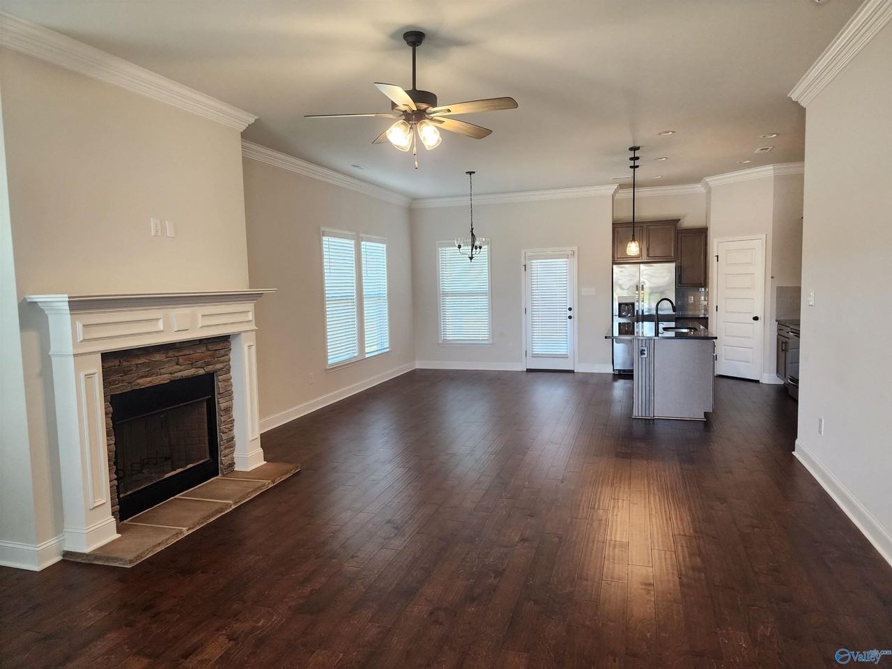 26333 Kennesaw Bluff Dr - Photo 2 of 14