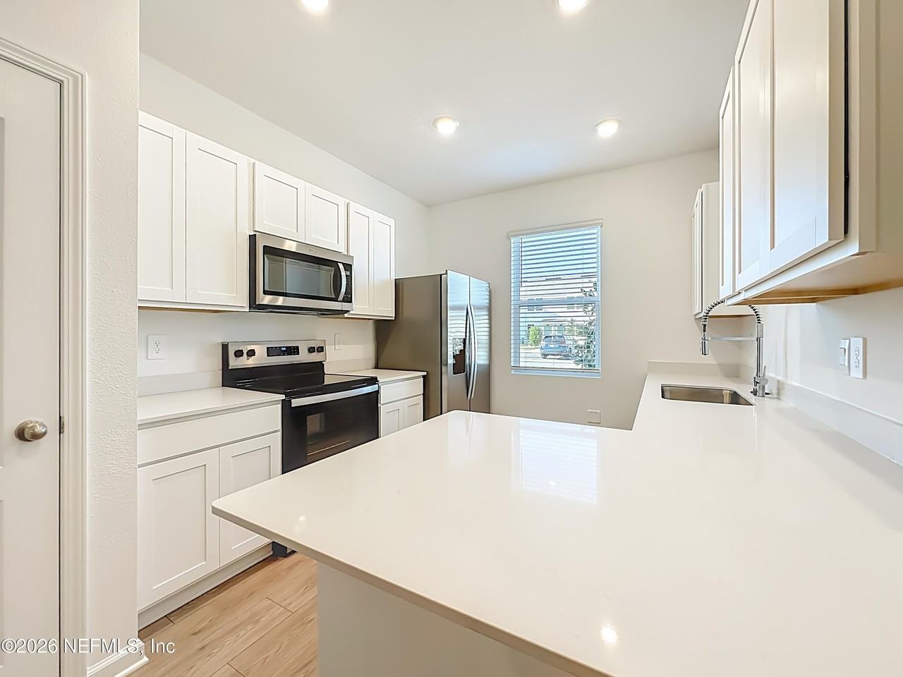 199 Palmetto Ridge Rd - Photo 3 of 11