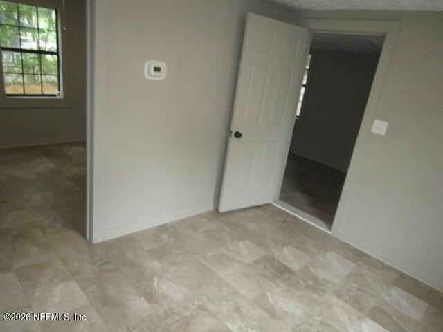 9525 Campus Ave - Photo 7 of 9