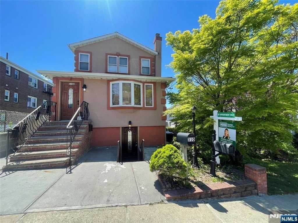 310 E Central Blvd