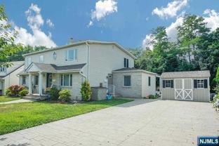 44 Chamberlain Ave 2nd Fl - Photo 1 of 1
