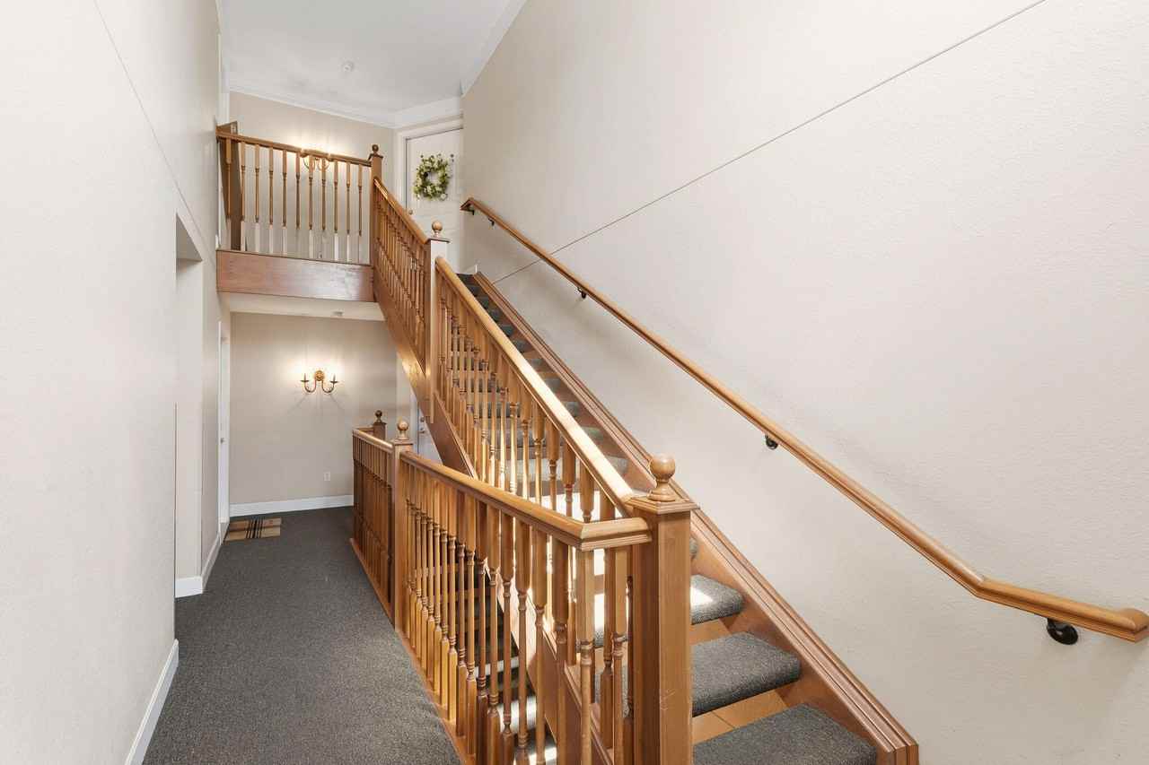 1612 Ashley Ct #102 - Photo 3 of 4