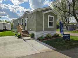 featured image of 121 Lynn Ln #15