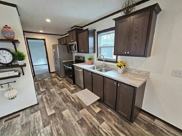 114 Lynn Ln #89 - Photo 2 of 5