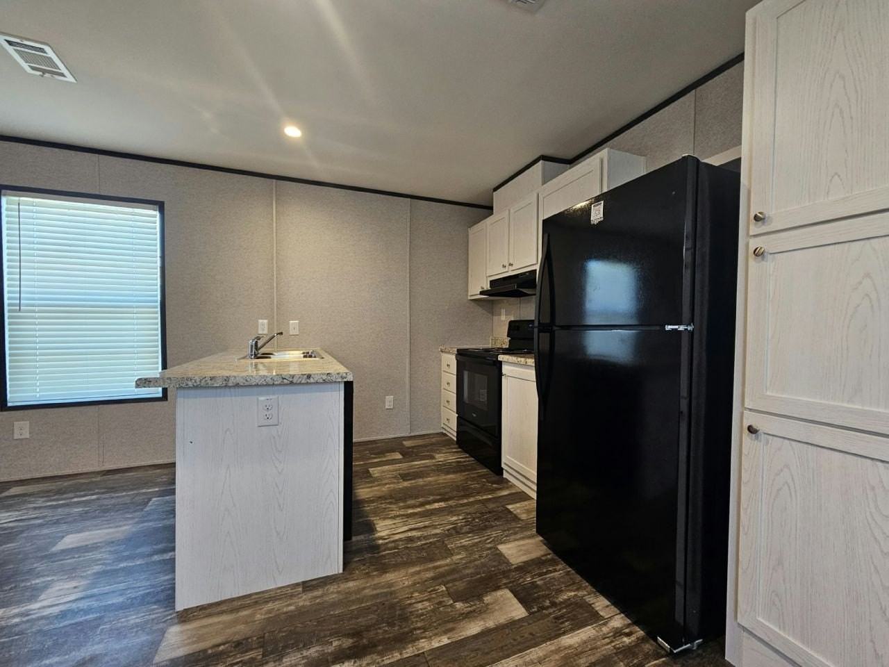 1046 Myakka Dr #2126 - Photo 3 of 9