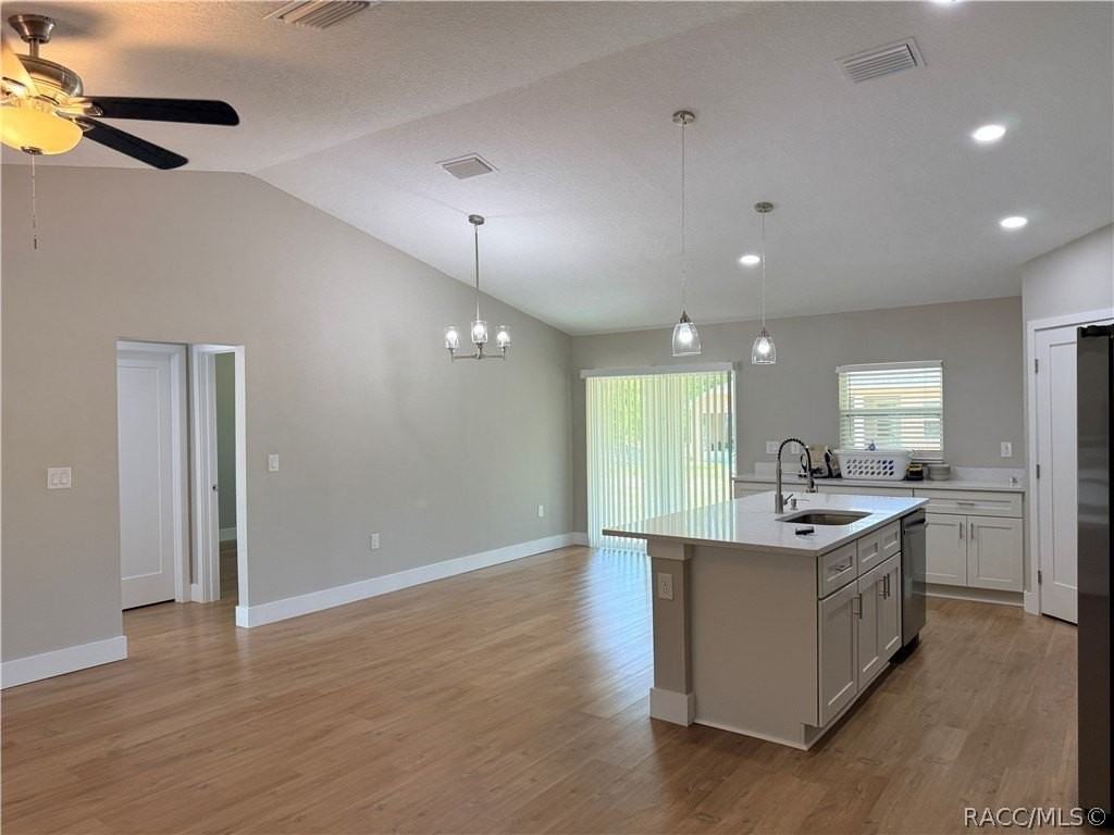 2186 W G Martinelli Blvd - Photo 7 of 25