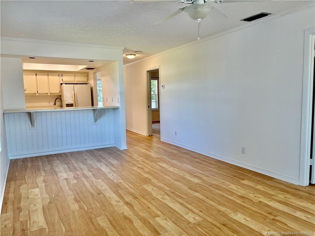 802 Se Central Pkwy #14 - Photo 4 of 12