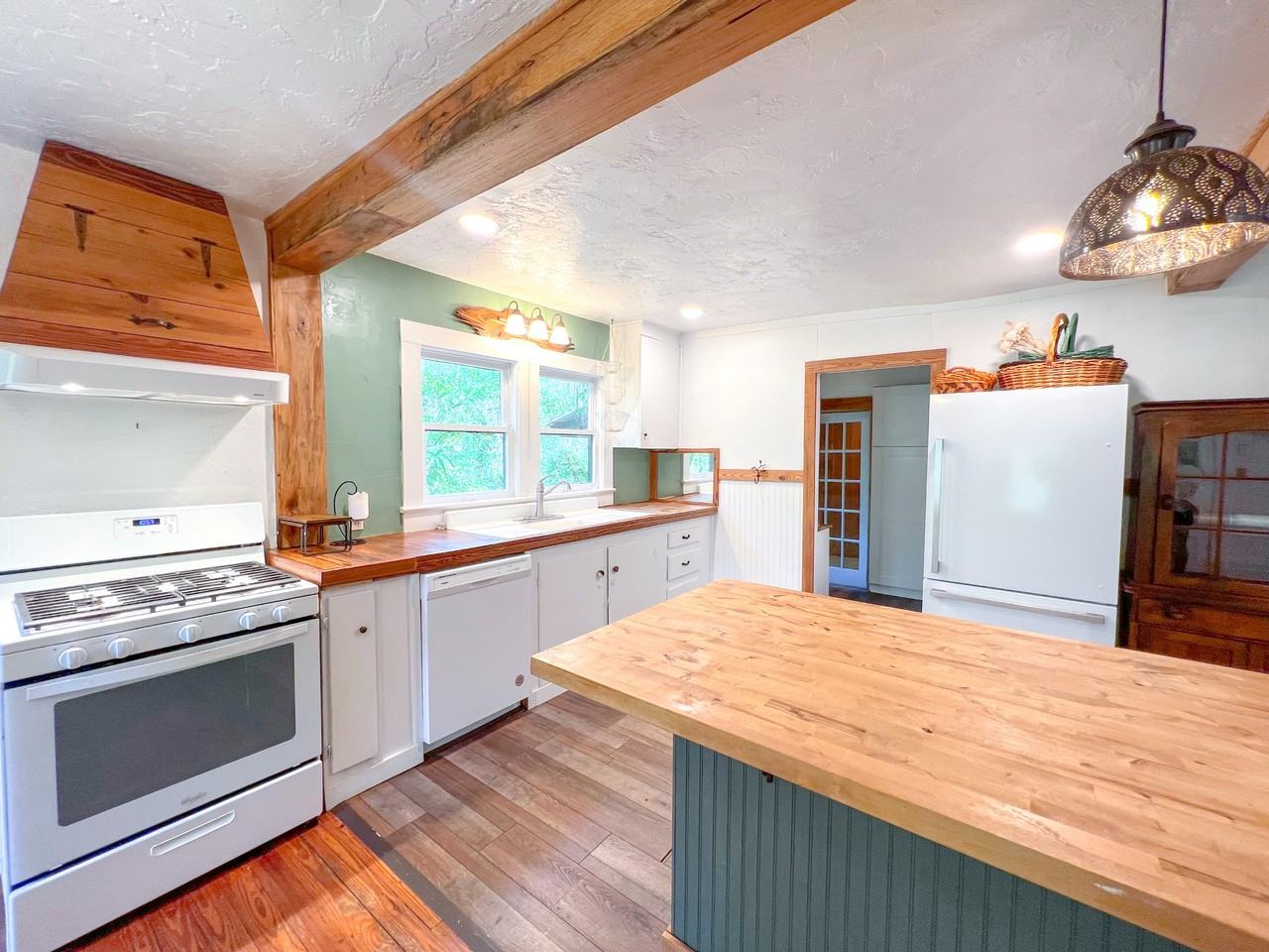 11716 Ne 7th Ave - Photo 5 of 15