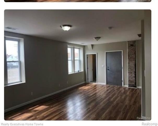 11625 Joseph Campau St - Photo 6 of 7
