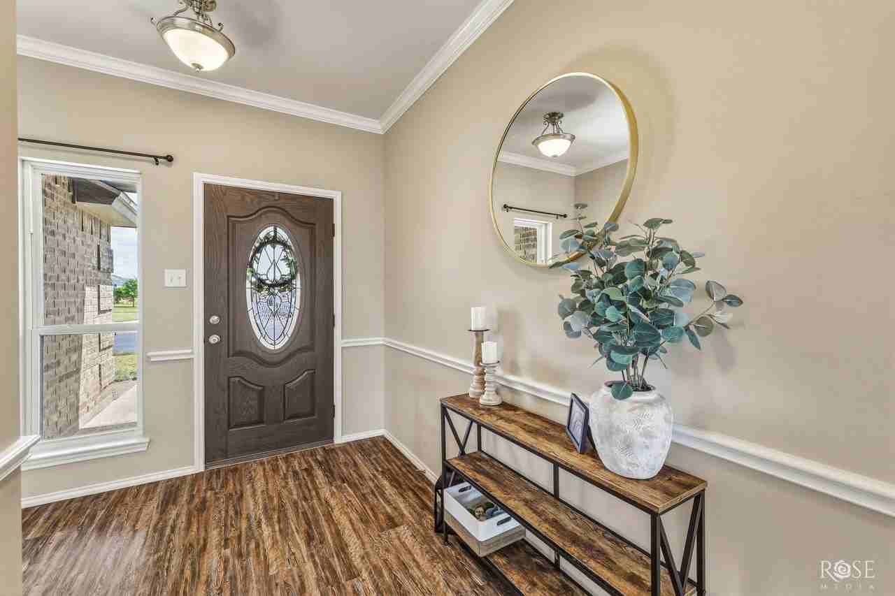 5333 Coral Way - Photo 7 of 33