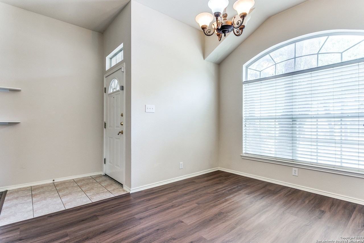 6014 Woodway Ct - Photo 2 of 23