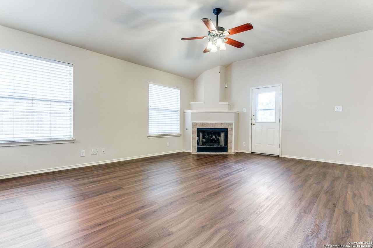 6014 Woodway Ct - Photo 6 of 23