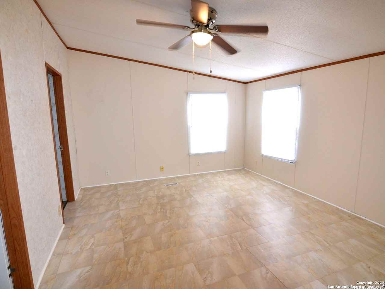 145 County Road 3821 - Photo 6 of 13