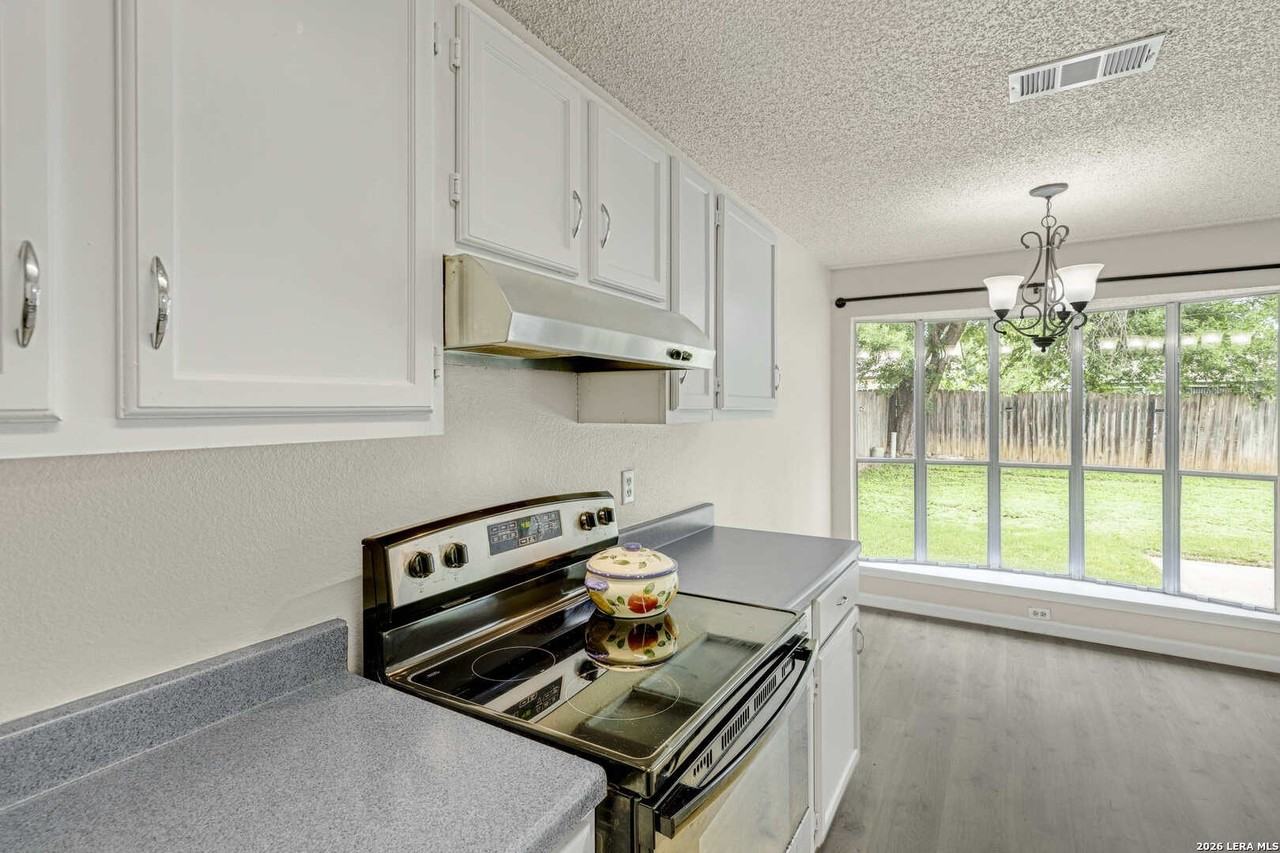 9727 Timber Path - Photo 6 of 20