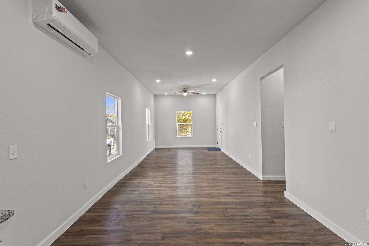 117 Magendie St - Photo 6 of 26