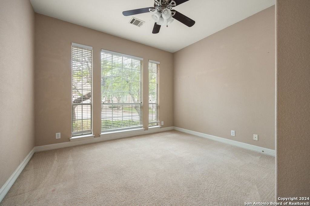 410 Cadence Hl - Photo 3 of 29