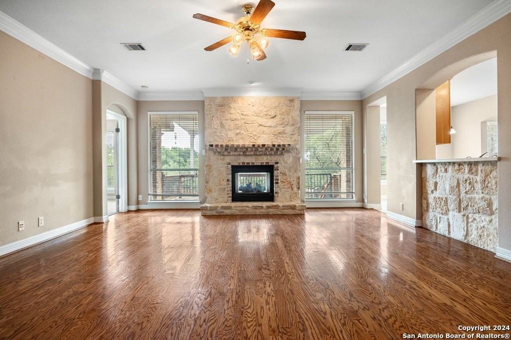 410 Cadence Hl - Photo 6 of 29