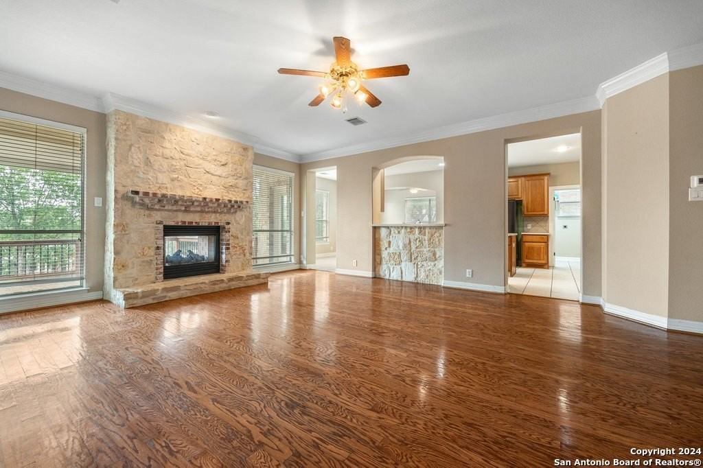 410 Cadence Hl - Photo 7 of 29